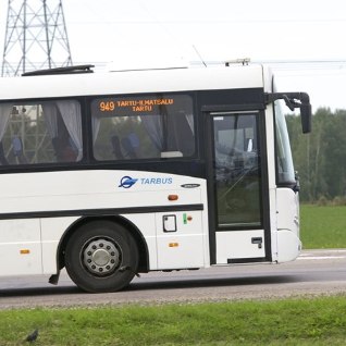 Bussijuhi ja sõitja tüli ühe eurosendi pärast kasvas ägedaks sõimuks