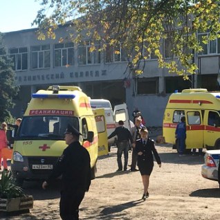 Krimmis asuvas kolledžis toimusid plahvatus ja tulistamine, hukkus vähemalt 18 inimest