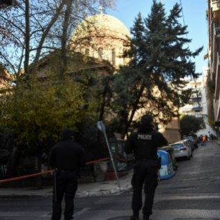 Ateena kesklinnas plahvatas pomm, kaks inimest said vigastada