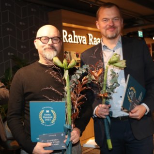 GALERII | PARIMAD RAAMATUD! Aasta parima noorteraamatu autor Jaak Juske meelitab noori lugema kõhedate kummituslugudega