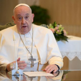 TERVISEHÄDAD JÄTKUVAD: kopsuhaigus murdis taas paavst Franciscuse maha