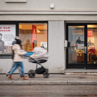 RAHA JALAGA SEGADA?! Linn maksab Mati Undi kortermuuseumile priskelt peale