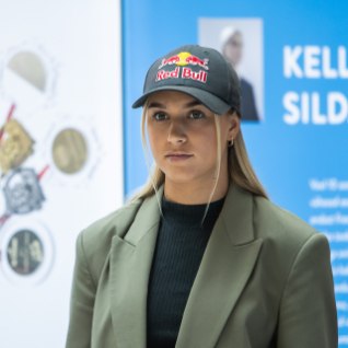 VIDEO | Raskest põlvevigastusest taastunud Kelly Sildaru pani esimest korda suusad jalga: „Tunne oli sama nagu enne vigastust!“