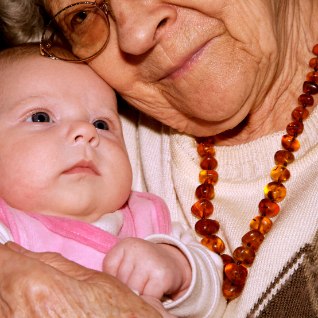Lennufirma pidas 101aastast naist sülelapseks