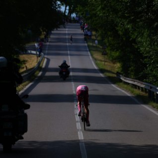 Pogacar kihutas Giro üldvõidule jõuliselt lähemale