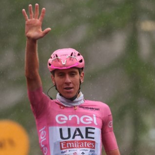 Pogacar võttis pärast proteste Girol juba viienda etapivõidu