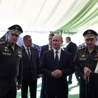 OTSEBLOGI | 800. SÕJAPÄEV | Putin üritab vähendada Šoigu võimu, käsu asekaitseministri vahistamiseks andis ilmselt tema