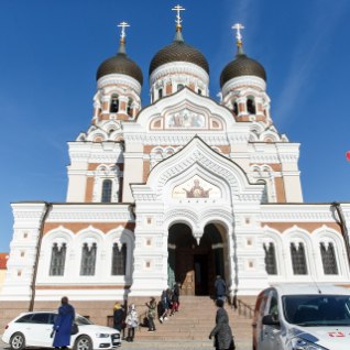 Riigikogu kuulutas Moskva patriarhaadi Venemaa agressiooni toetavaks institutsiooniks