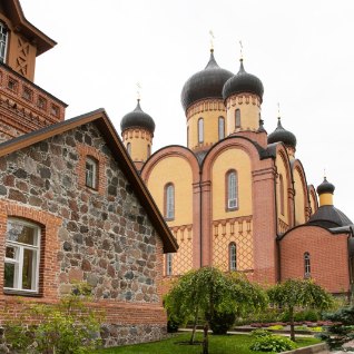 Vaidlus vene kirikuga: siseministeerium palkas advokaadibüroo