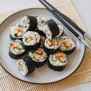 TAIMNE TEISIPÄEV | Kimbap ehk Korea riisirull