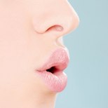 Mis aitab lõhenevate suunurkade vastu?