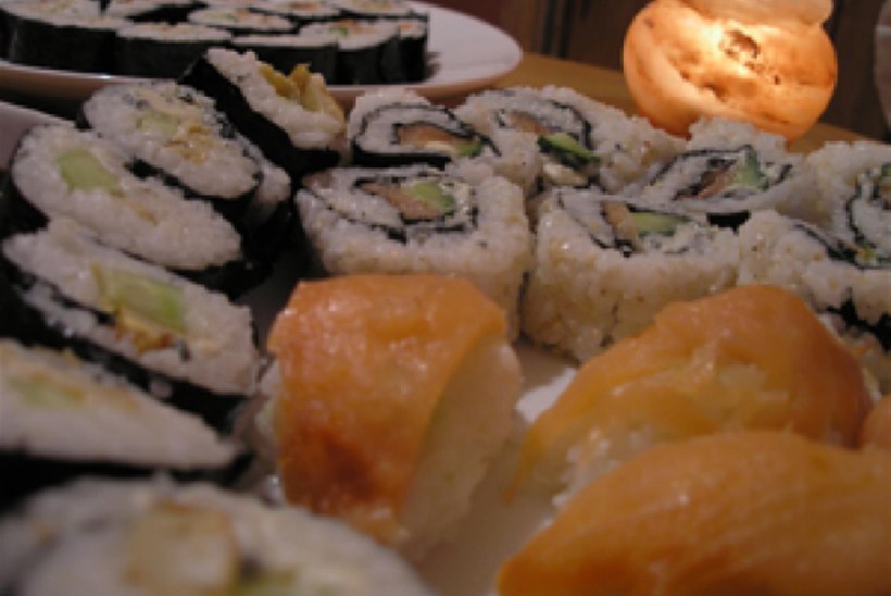 Sushi toorjuustu ja sinihallitusjuustuga