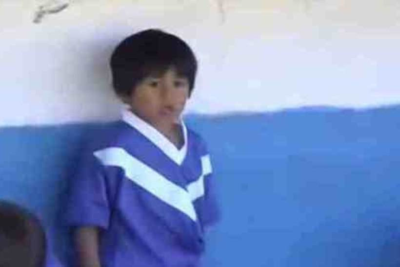 VIDEO: tippklubid jooksevad tormi 8-aastasele Argentiina imelapsele