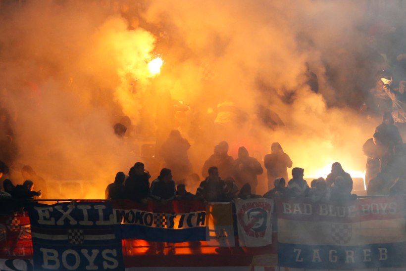 FOTOD JA VIDEOD: Horvaatia jalgpallifännid tahtsid San Siro staadioni põlema pista?!