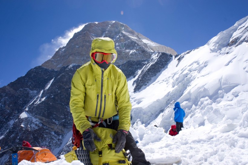 Alpinistid vallutasid 7 kilomeetri kõrguse mäe: kopter kukkus alla