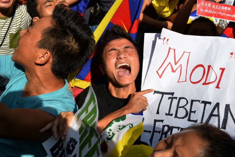 Hiinas pani tiibetlane end põlema ja suri