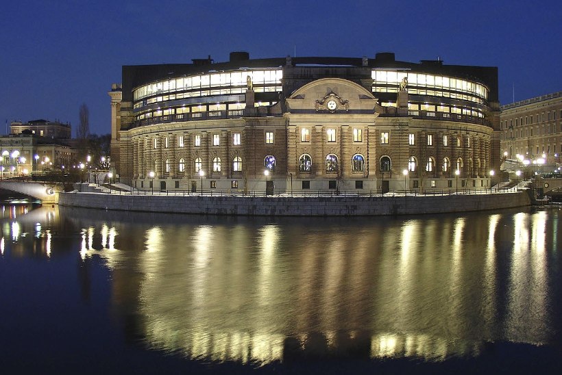Ähvardus Rootsi parlamendile