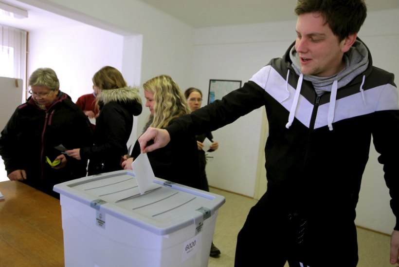 Sloveenlased hääletasid samasooliste paaride pereõiguste vastu 
