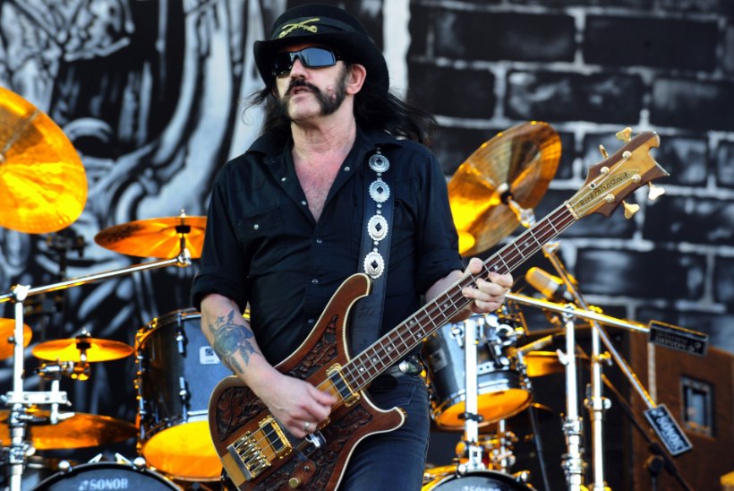 Motörheadi solist Lemmy suri vaid kaks päeva pärast vähidiagnoosi