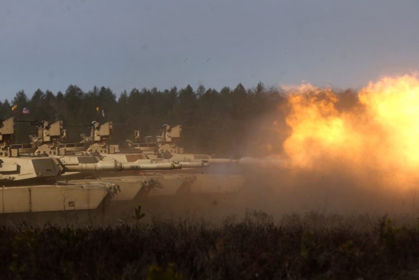 Balti riigid kavatsevad NATO-lt paluda lisaks 700-800 sõdurit