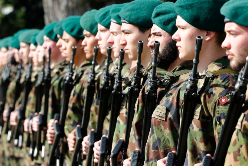Šveitsi armee valmistub Euroopa Liidu lagunemiseks