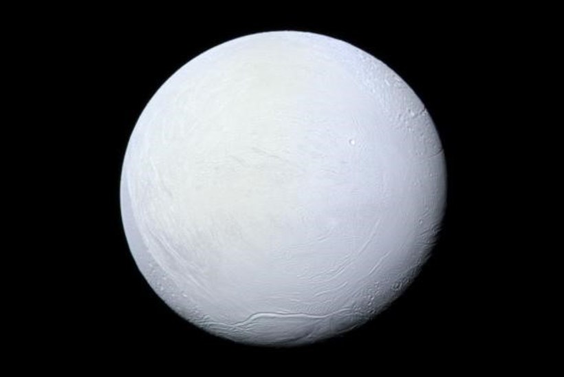 Saturni kaaslase jäisel pinnal laiub määratult suur ookean