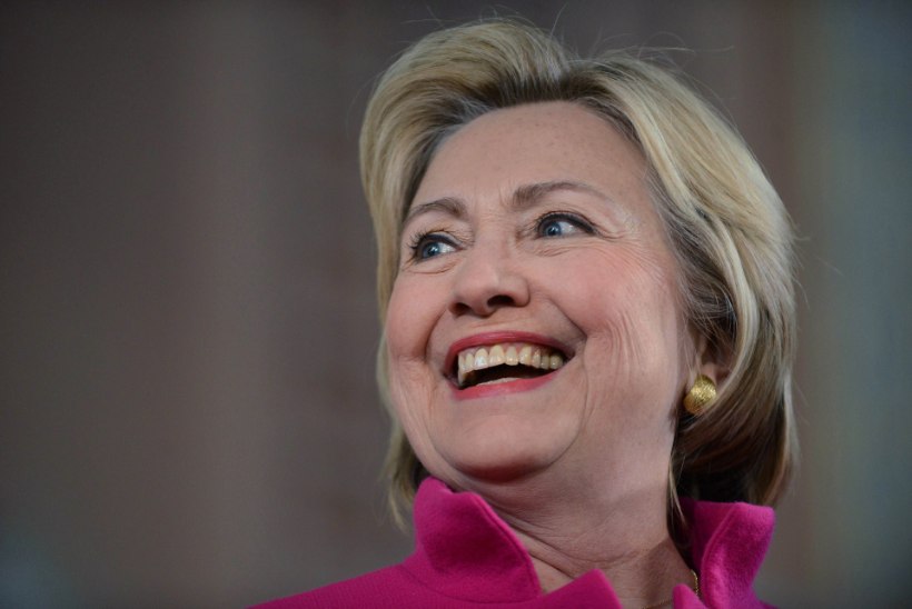 USA presidendikandidaat Hillary Clinton kelgib, kuidas ta Tallinnas viina jõi