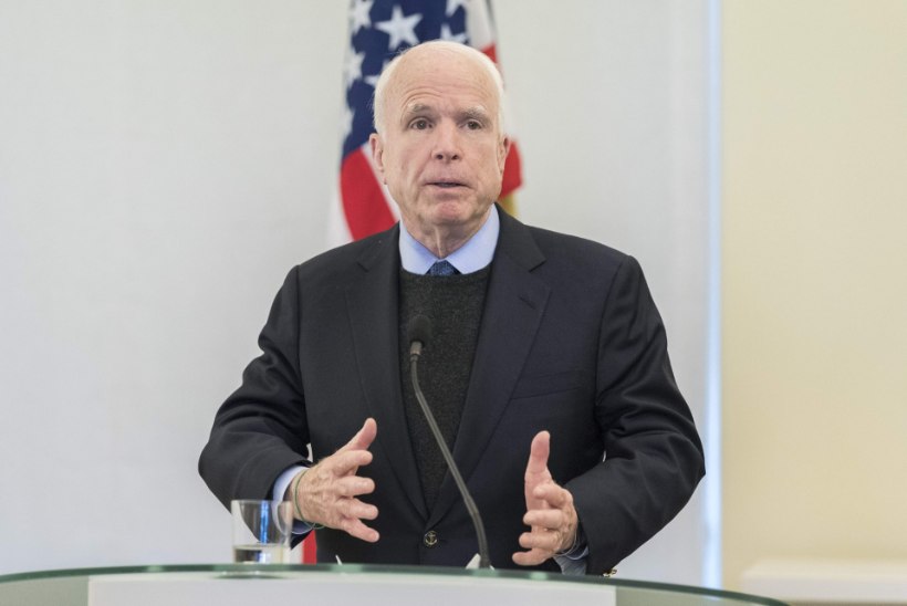 Senaator McCain: "USA sõjaväelased jäägu püsivalt Eestisse!"
