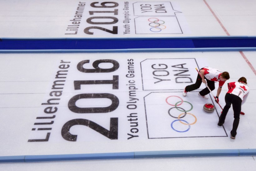 Noorteolümpial tõeline rahvaste segunemine - kas segapaaride curlinguturniiri võitjale mängitakse kaks hümni?