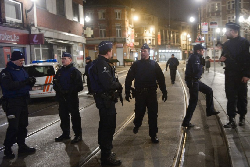 Politseioperatsioon Brüsselis: üks Pariisi rünnakutes kahtlustatav lasti maha, neli politseinikku on saanud haavata