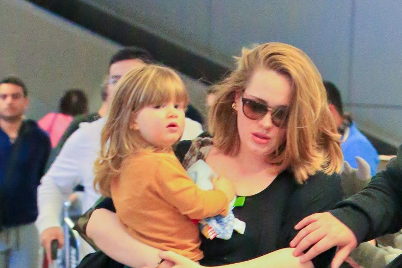 Adele'i poeg vaatas esimest korda ema esinemist