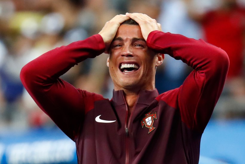 GALERII | Koondisekaaslased tegid Ronaldost Euroopa meistri!