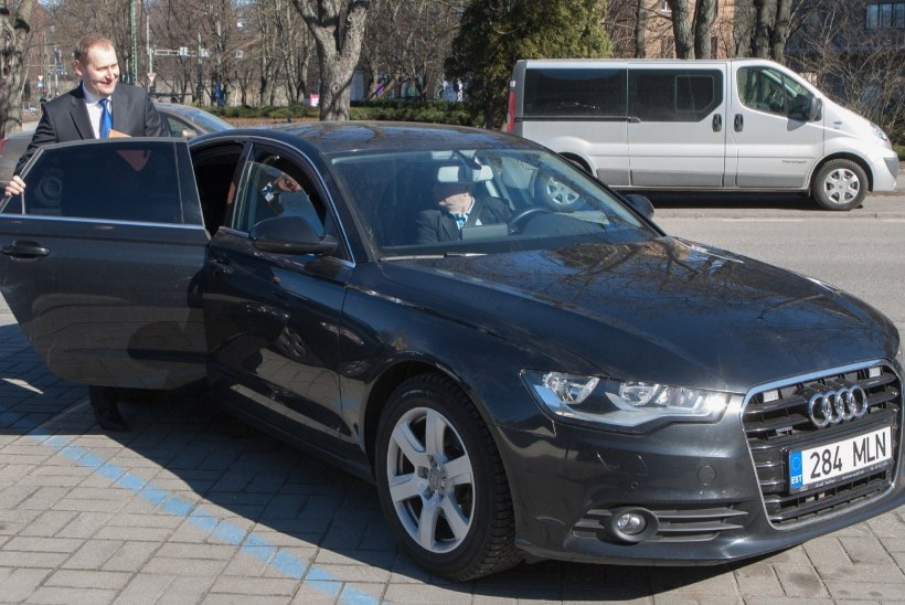 Maaeluminister Kruuse uus üle 50 000 euro maksev limusiin on võimsam kui eelmised ametiautod 