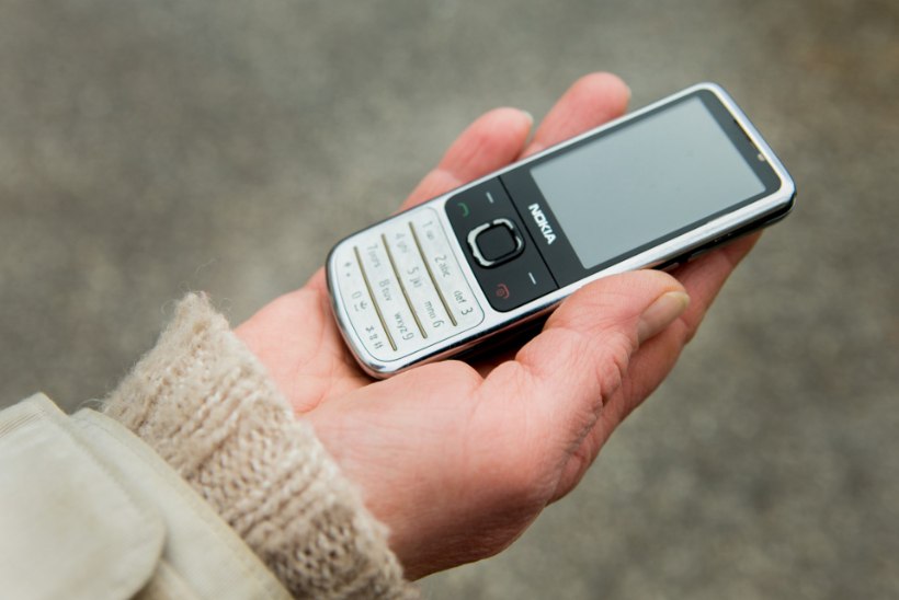 Avavangla vangid võivad saada mobiilid