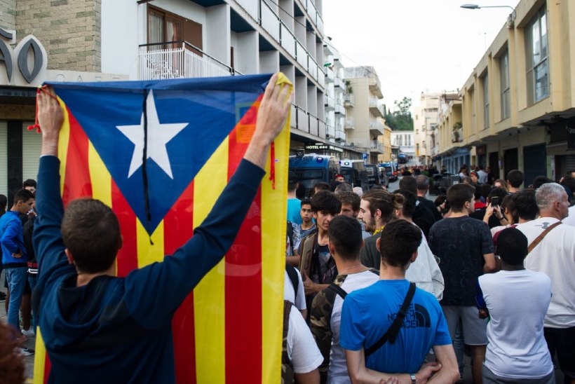 Hispaania kohus keelab Kataloonia parlamendil istungit pidada
