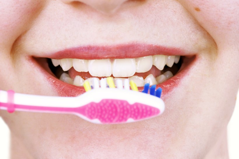 Hambaarst selgitab: kuidas hammaste eest õigesti hoolitseda?