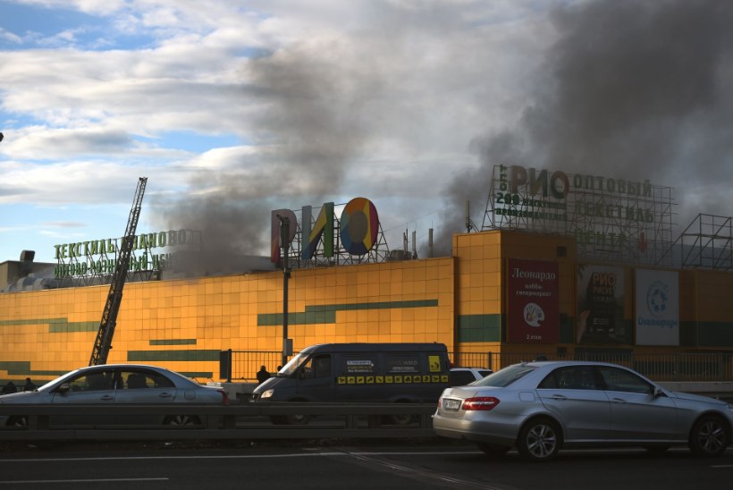FOTOD JA VIDEOD | Moskva ostukeskuses puhkes tulekahju, viga sai 14 inimest