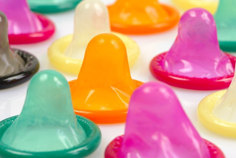 LÄBIMURRE KONDOOMITEHNOLOOGIAS: teadlased leiutasid iselibestuva preservatiivi
