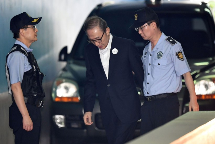 Lõuna-Korea ekspresident mõisteti 15 aastaks vangi
