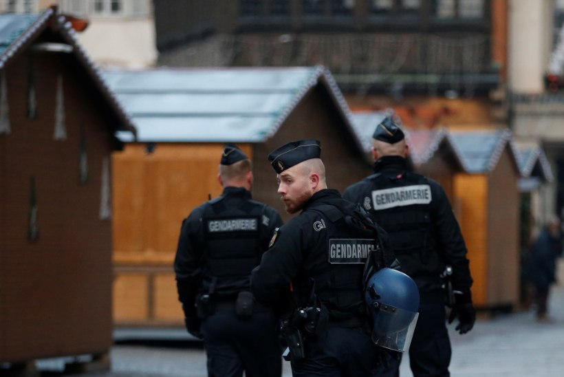 Tulistamist pealt näinud eestlane: „Karjuti „Allahu akbar!“ ja inimesed hakkasid eemalduma.“