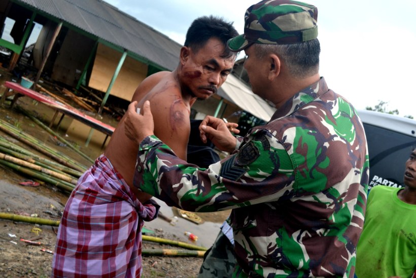 GALERII JA VIDEO | Indoneesia hiidlaine tõttu on hukkunud pea 400 inimest 