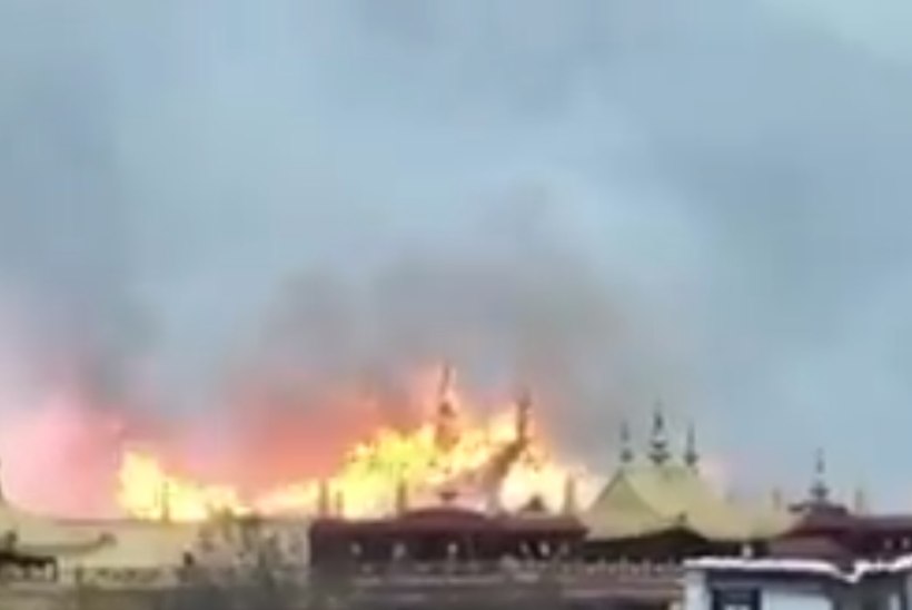 Tiibeti tähtsaimas budistlikus kloostris puhkes tulekahju