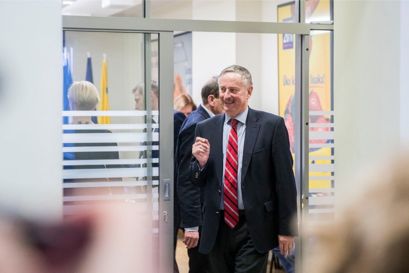 Siim Kallas: Hanno Pevkuri kui märtri haletsemine on naeruväärne 