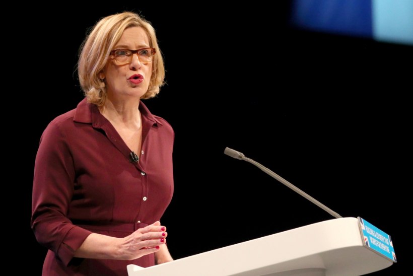 Suurbritannia siseminister Amber Rudd astus tagasi