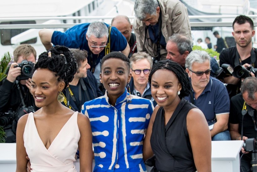 GALERII | ÕHTULEHT CANNES'IS: festivalil linastunud draama „Rafiki“ on kodumaal Keenias keelatud