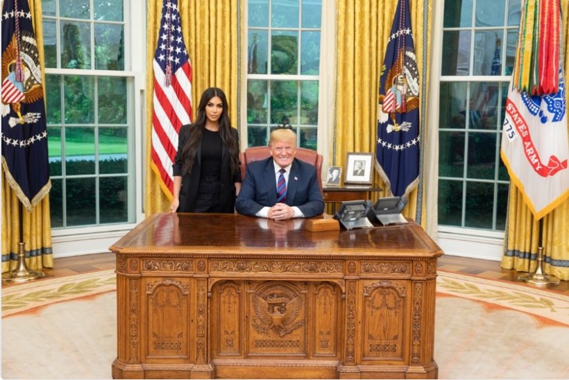 Trump täitis Kim Kardashiani suure soovi