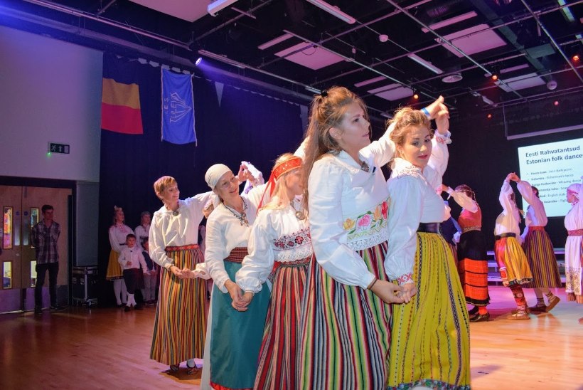 GALERII | Inglismaal juubeldasid Euroopa eestlaste laulu- ja tantsupeol koorid ja tantsurühmad neljateistkümnest riigist