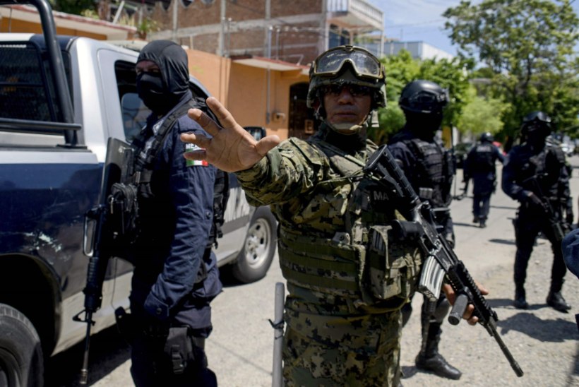  Acapulcos sattus uurimise alla terve politseijaoskond