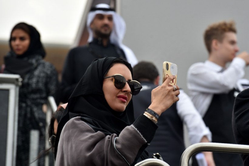 Saudi Araabia naised saavad nüüd SMSi teel teada, kui mees lahutuse sisse annab