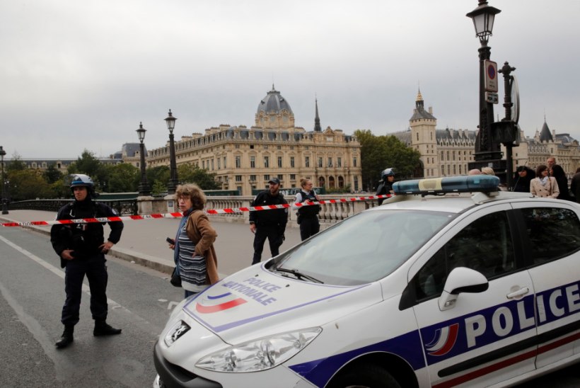 NOARÜNNAK PARIISIS: prokuratuur ei välista terrorimotiivi